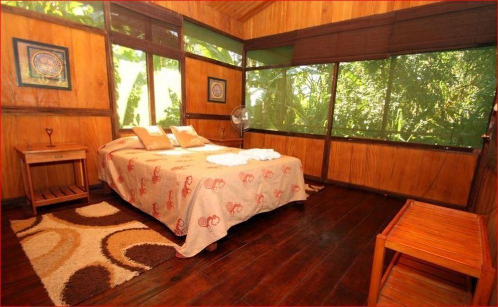 Hotel Amazon Planet à Tambopata Extérieur photo